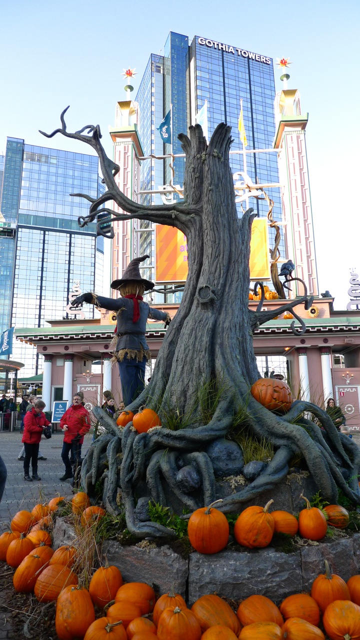 VIKTOR DONOVAN HALLOWEEN IN SWEDEN A RECENT IMPORT