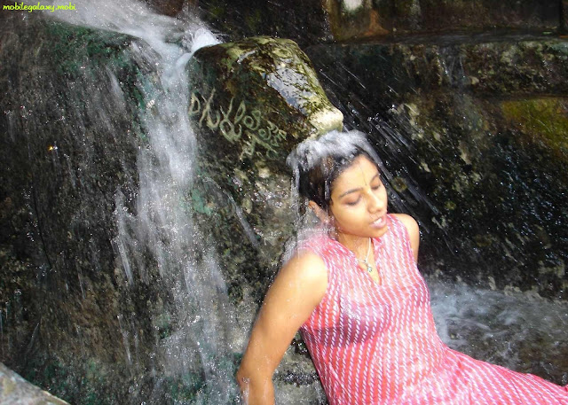 Desi Enjoying Bath And Beach And River Hd Latest Tamil