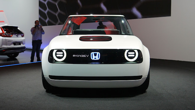 Honda Urban EV Concept front view