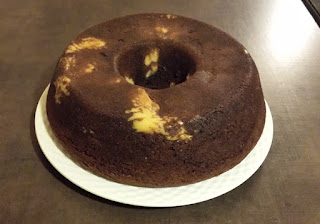 CIAMBELLA DAL CUORE MORBIDO AL CIOCCOLATO di BambiniMamme.blogspot.it CIAMBELLA DAL CUORE MORBIDO AL CIOCCOLATO di BambiniMamme.blogspot.it