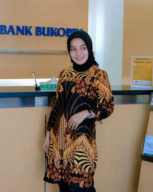 Model Baju Batik Wanita Islami Kekinian dan Modern