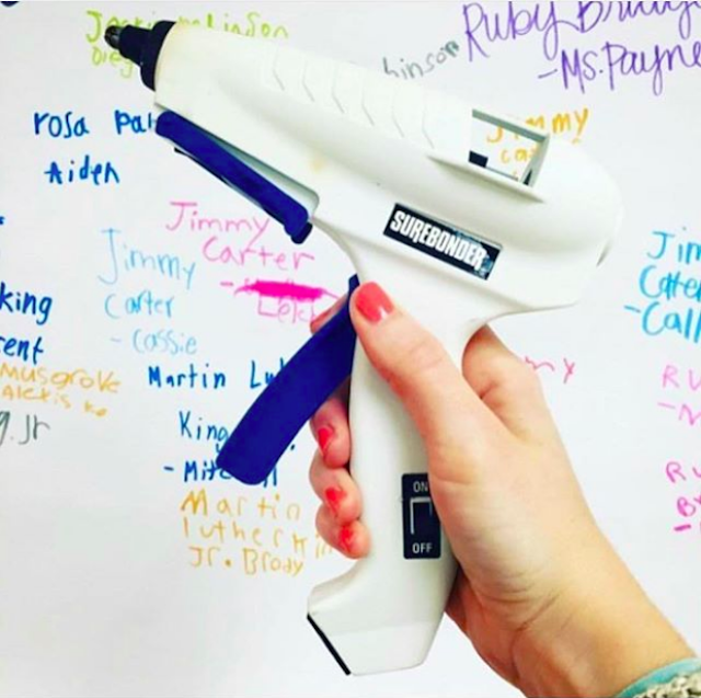 5 Must-Haves for Teachers that you can find on Amazon. Whether you are looking to #treatyoself, add items to your wish list, or shop for the amazing teacher in your life, this is the list for you!