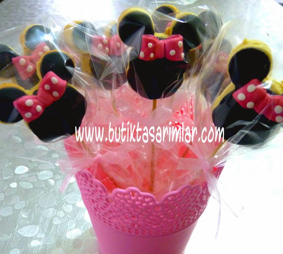 Butik Tasarımlar Mini Mouse Kurabiye ve Kap Kek Seti