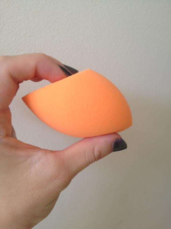 The White Rocking Chair Sephora Beauty Blender VS Real Techniques