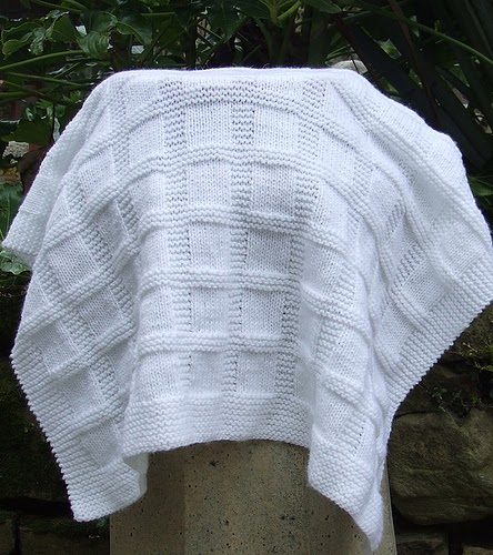 knitnscribble.com: Easy baby blankets to knit or crochet