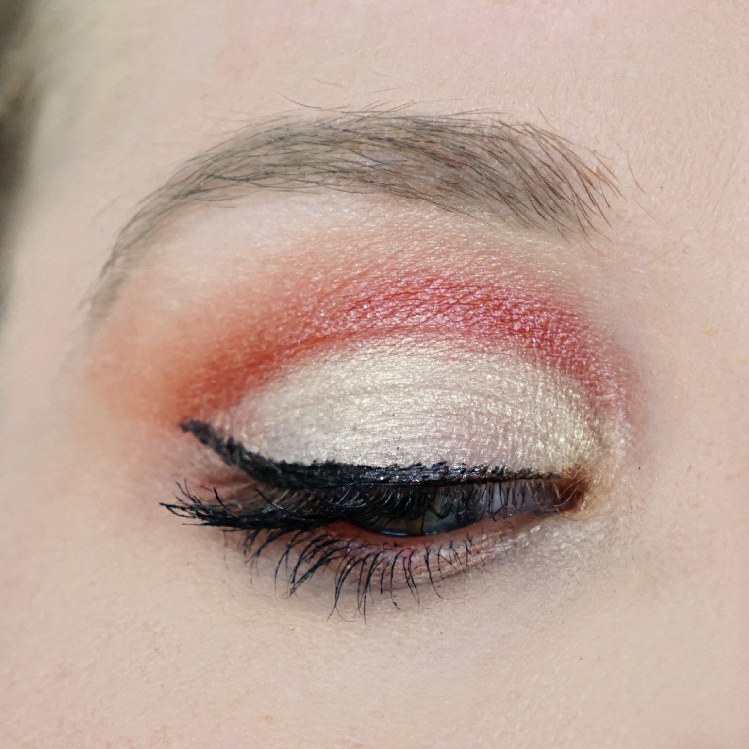 REVIEW HAX Cut Crease Kit Beauty on Review