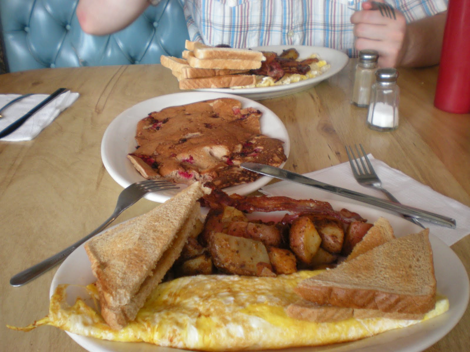 Mo's Midtown, Hartford's Best Breakfast