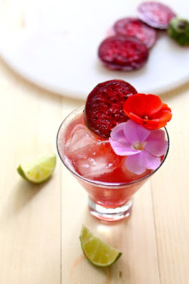 Prickly Pear Ginger Beer Cocktail thegirlonbloor.com