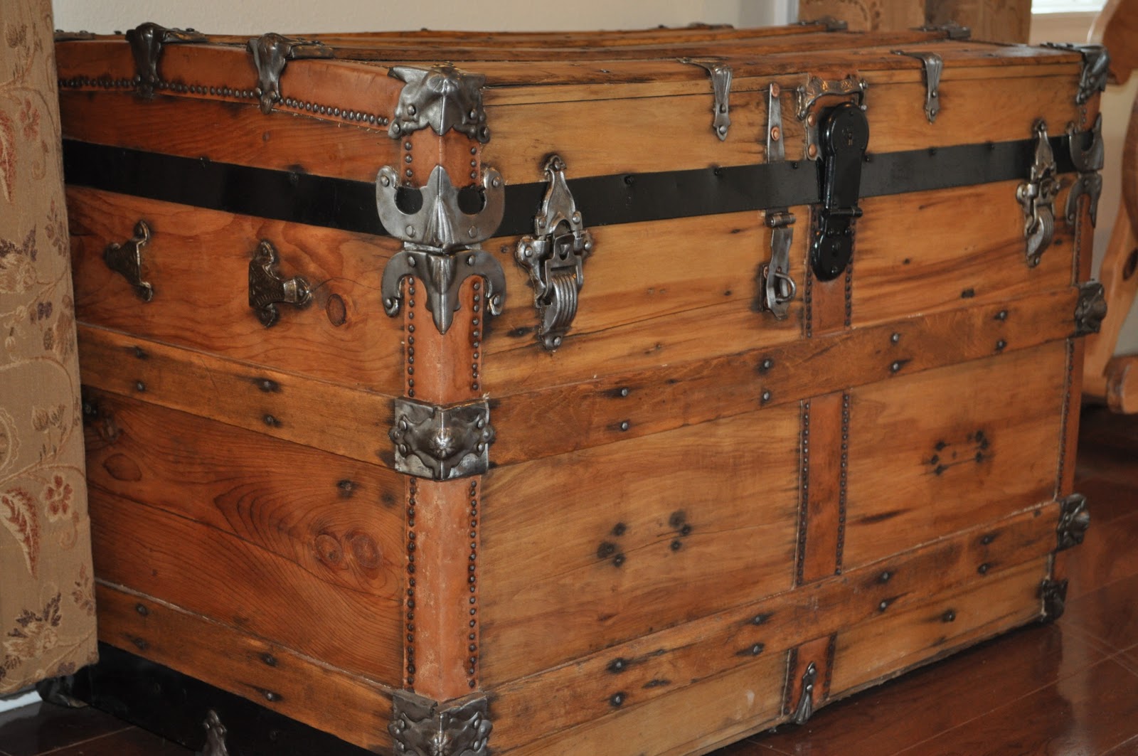 Of Musings and Wanderings Project Steamer Trunk