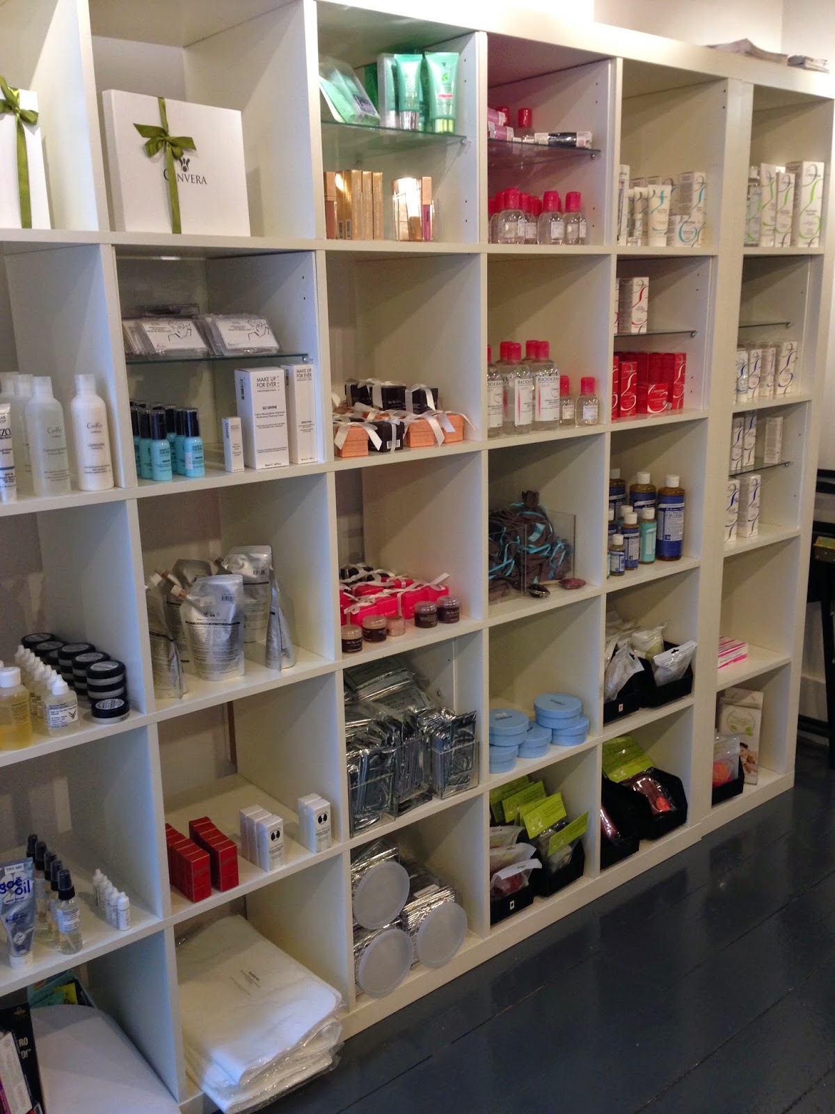 Make Up Forever Alert! Easy access in London Relocation of Guru