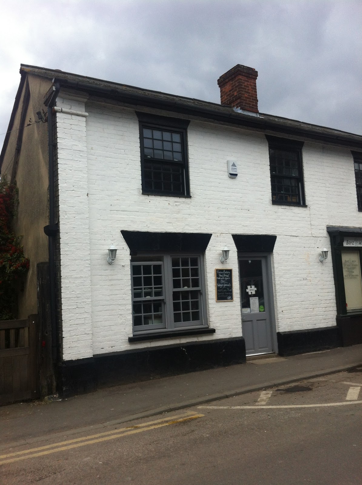 Lazy Giraffe Blog Jigsaw Bakery Linton, Cambridgeshire