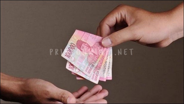 Arti Mimpi Memberi Uang Mimpi Memberi Uang