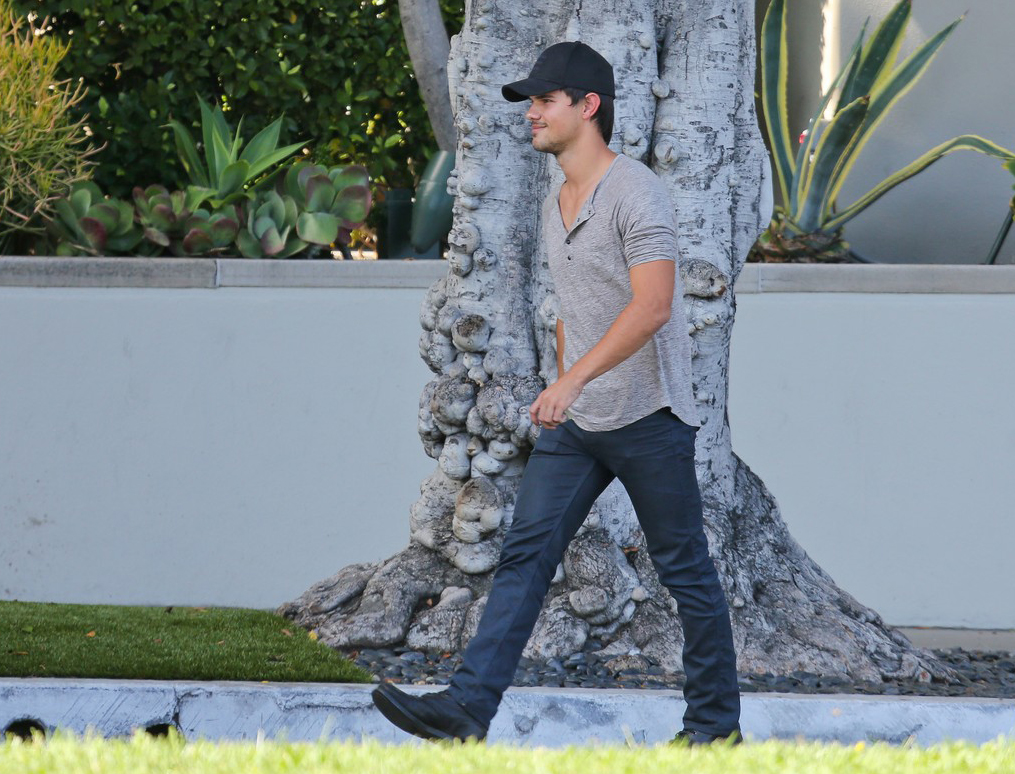 Taylor lautner yellow bmw #4