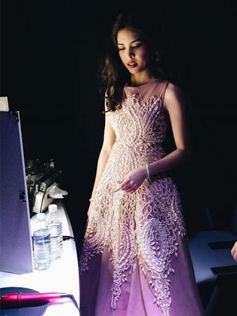 These 9 Celebrities Look Stunning And Gorgeous As Ever In Their Whimsical Peach Gown! These 9 Celebrities Look Stunning And Gorgeous As Ever In Their Whimsical Peach Gown!