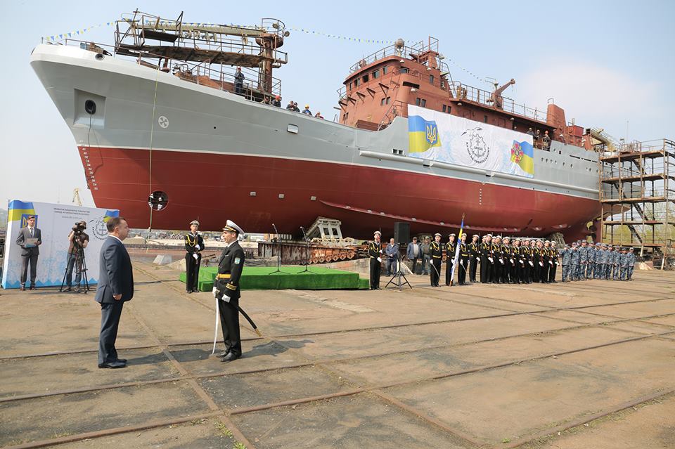 У Києві спускають на воду новий корабель для ВМСУ