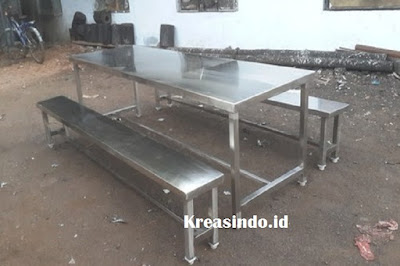 Jasa Pembuatan Meja Makan Bahan Stainless yang Sangat Cocok di taro di Ruang Dapur Anda Jasa Pembuatan Meja Makan Bahan Stainless yang Sangat Cocok di taro di Ruang Dapur Anda