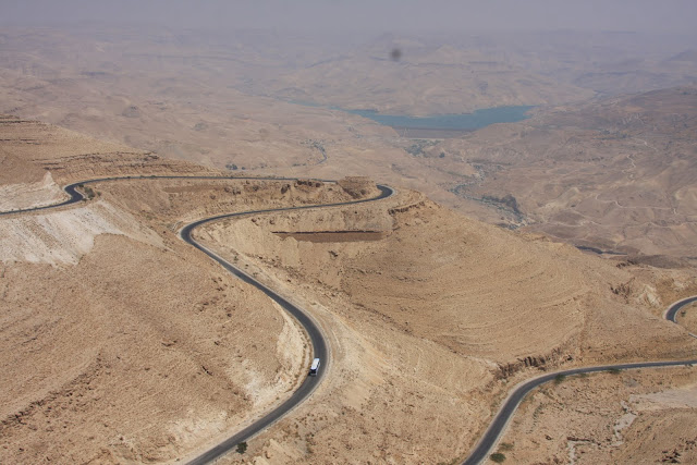 Fazer a KING'S HIGHWAY, a estrada do rei de Petra a Amã | Jordânia