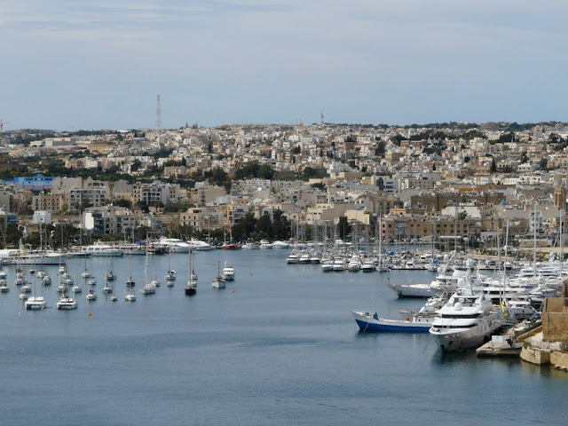 Widok na Vallettę i okolicę