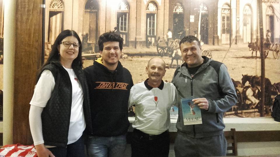 Porto Alegre - Manoel com Valdoir, Gabriel e Tatiana Mattos