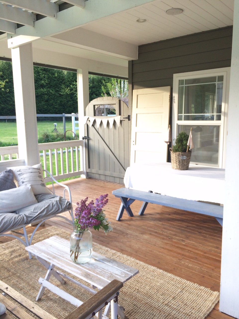 title | farmhouse porch
title | farmhouse porch