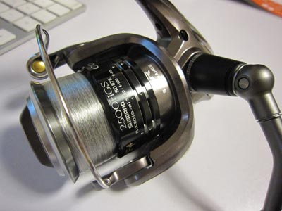 SHIMANO コンプレックスCI4＋2500HGS F4