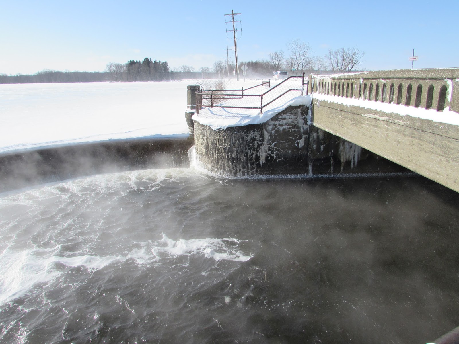 Pymatuning State Park Linesville Spillway "Where the ducks walk on the fish" Interesting