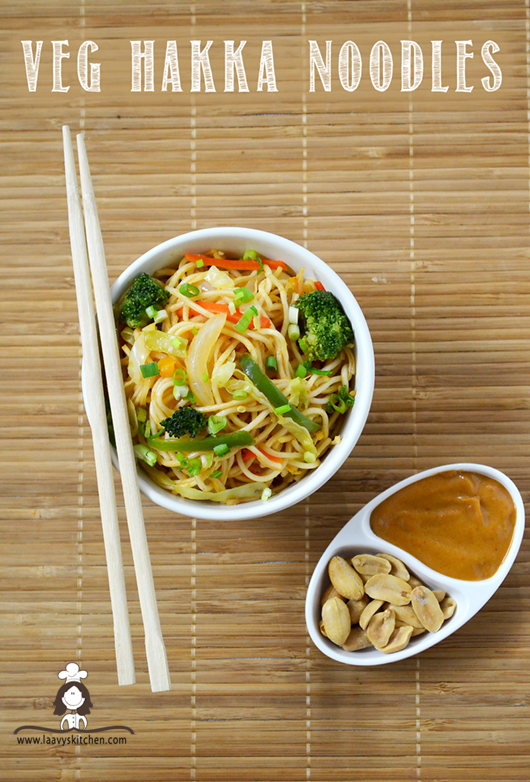 Laavy's Kitchen A food blog by Laavy Veg Hakka Noodles / Chow mein