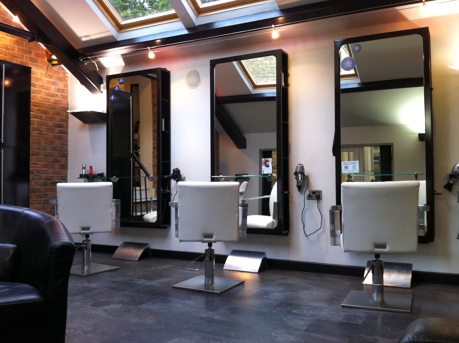 Holly Mixtures Styling My Locks at The Vinery Hair Salon, Huddersfield.