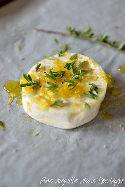 fromage de Rocamadour, sarriette,zeste de citron,huile d'olive