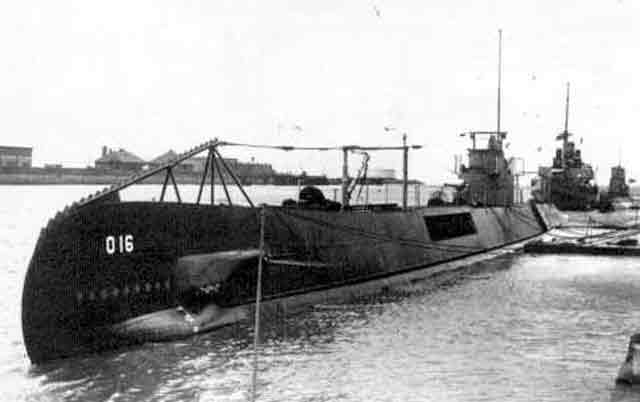 Dutch submarine 016, sunk by a mine on 15 December 1941 worldwartwo.filminspector.com