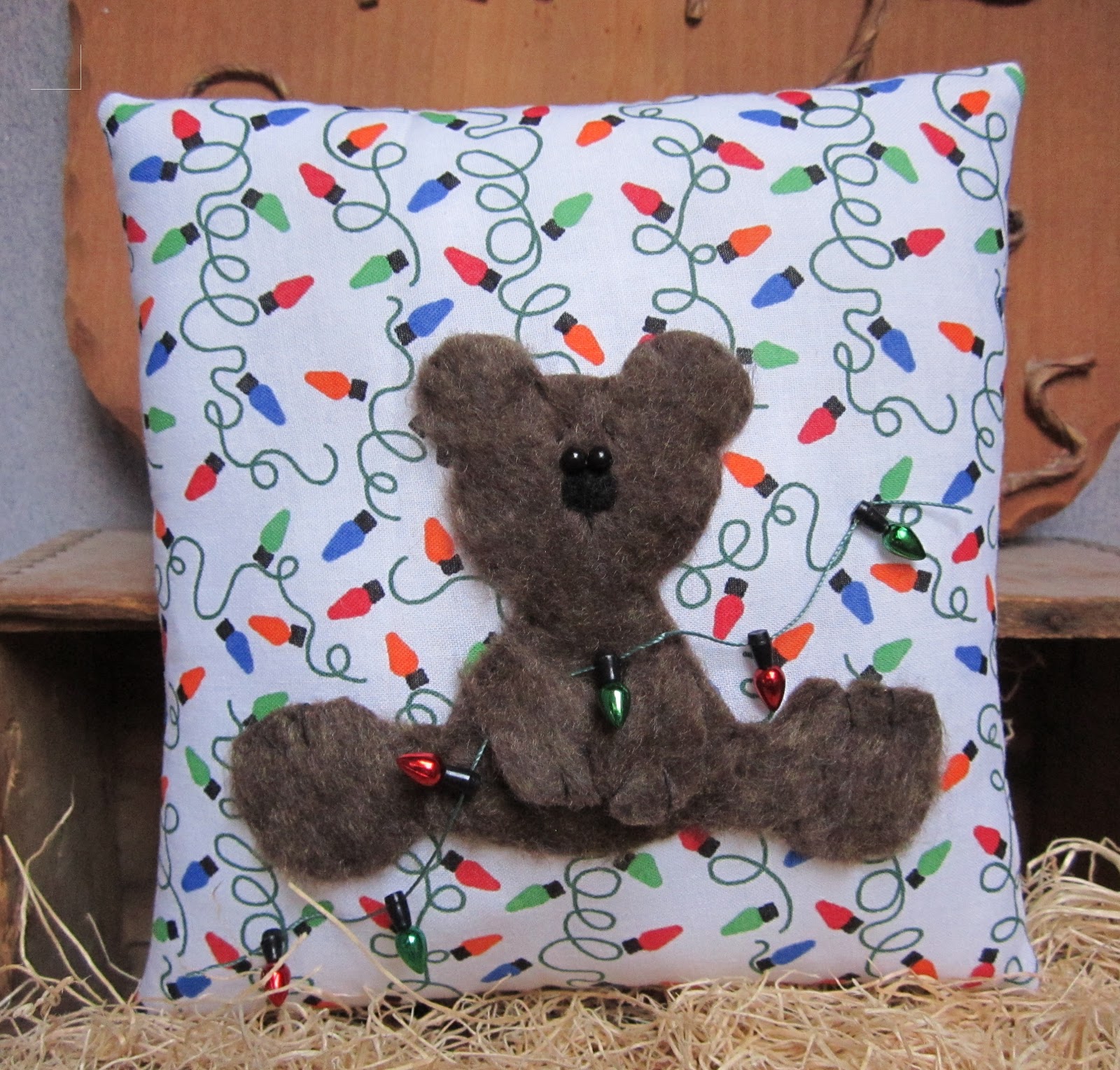Cherry's Prairie Primitives New Holiday Bear Pillows!!