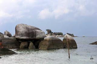pantai tanjung kelayang belitung