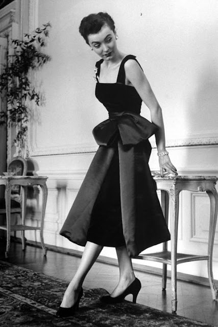ByElisabethNL: VINTAGE FASHION: THE NEW LOOK BY CHRISTIAN DIOR (1947)