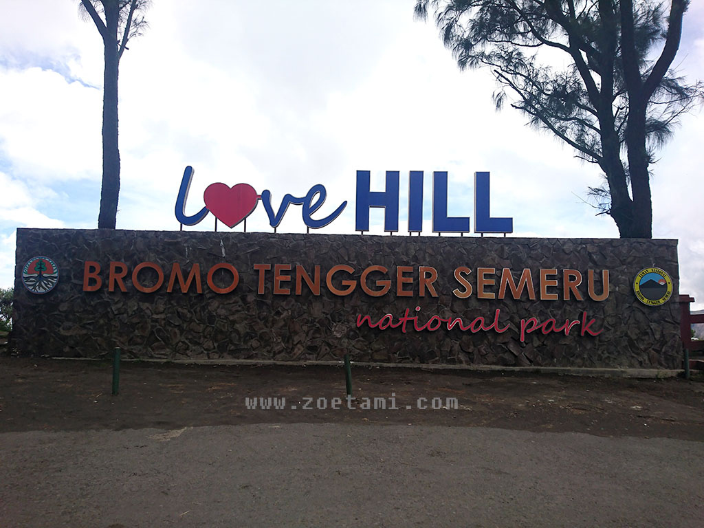 Camping di Bukit Cinta, Kawasan Bromo Tengger Semeru