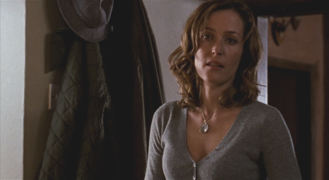 Gillian Anderson Movies And Tv Shows Movie and TV Cast Screencaps: Gillian Anderson as Alice in Closure aka