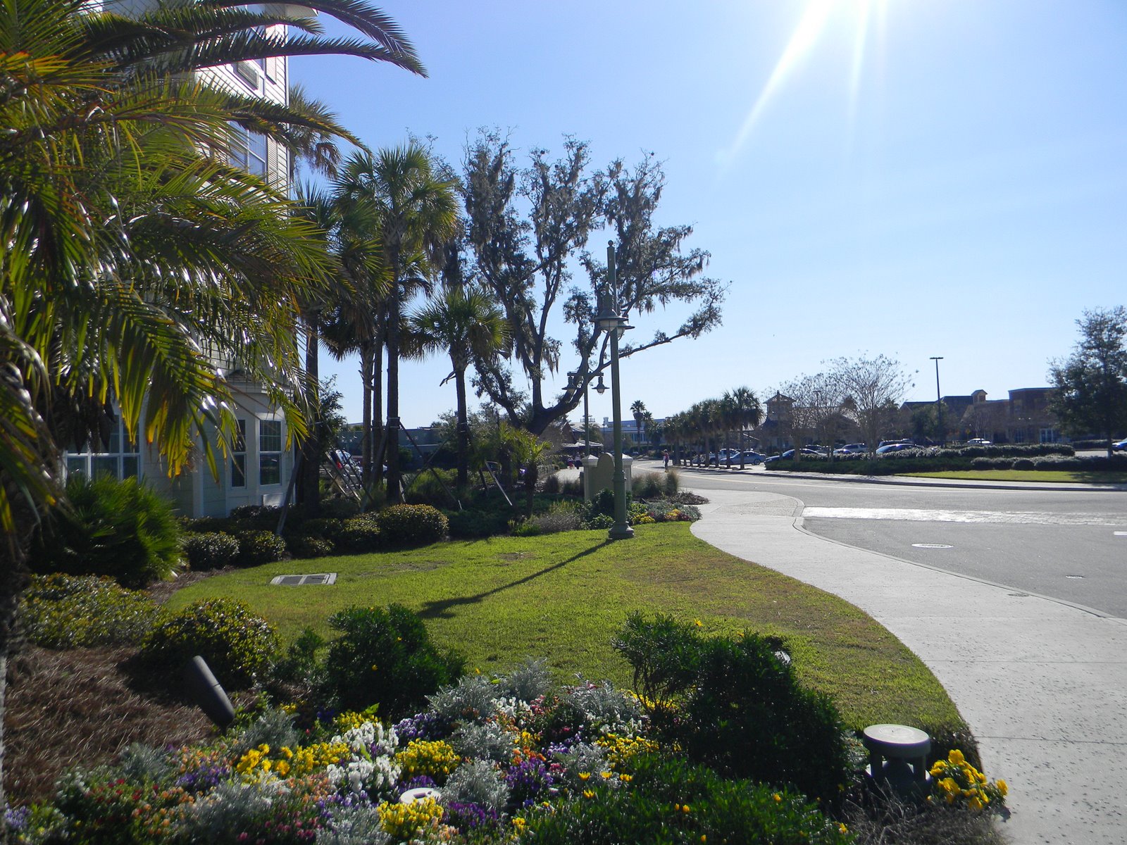 Living it up in the Midwest "The Villages; Florida's Friendliest Home