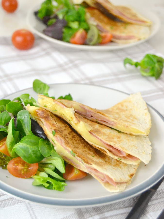 Quesadillas o sincronizadas de jamón y queso receta