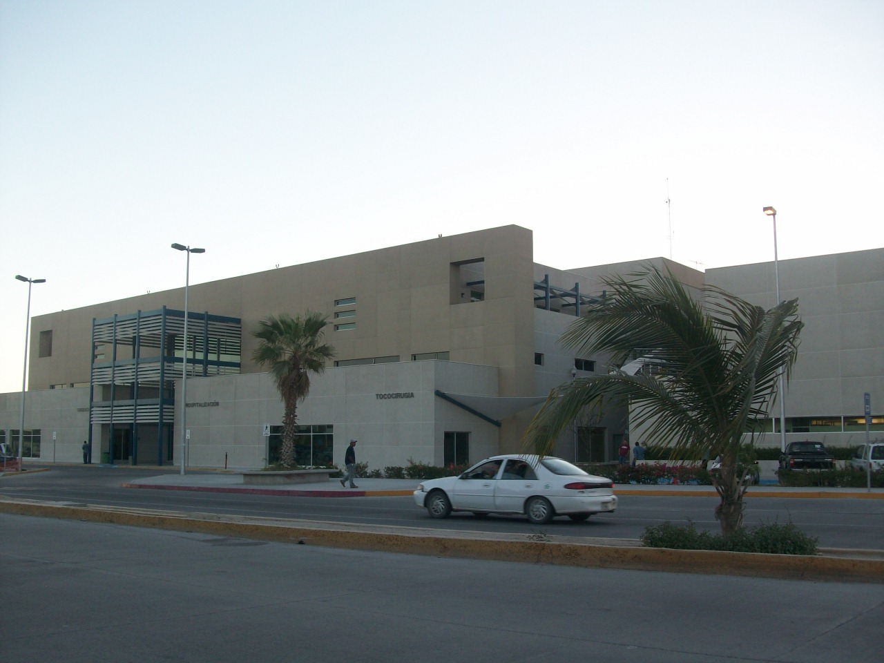 LA PAZ,BAJA CALIFORNIA SURes HOSPITAL SALVATIERRA EN LA PAZ
