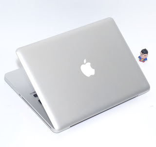 MacBook Pro Core i5 13-inchi Mid 2012 MD101 di Malang