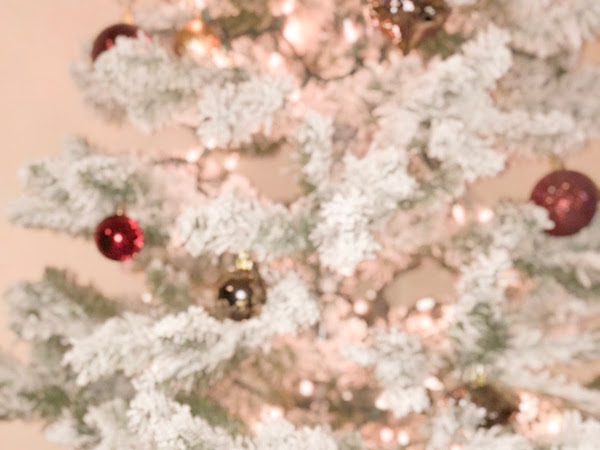 5 Baby and Toddler-Friendly Christmas Tree Decor Ideas