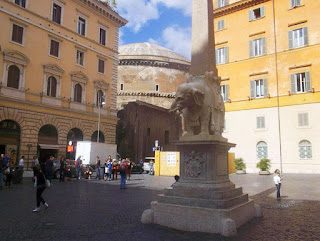 Elefantinho do Bernini, Basílica de Santa Maria Sopra Minerva, Roma Praça de Santa Maria Sopra Minerva, Roma