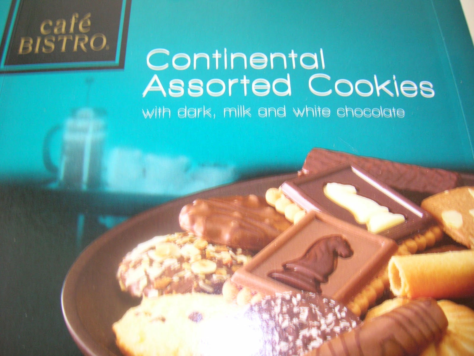 durhamonthecheap Food review Aldi cookies Continential Assorted Cookies