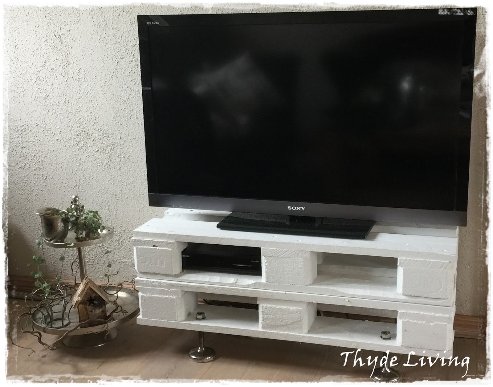 Thyde living: tv bord diy (paller) Hjemmelavet tv bord