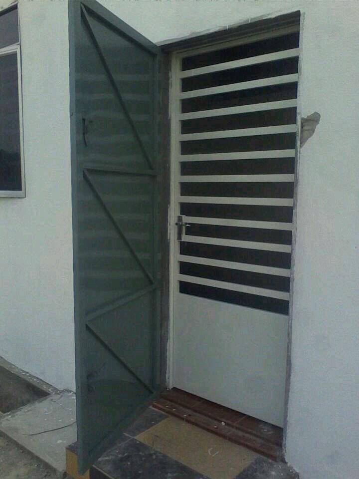 GRILL PINTU DAN TINGKAP