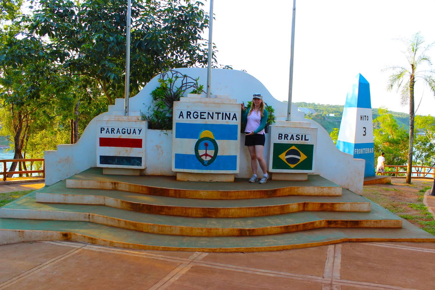 las tres fronteras puerto iguazu argentina