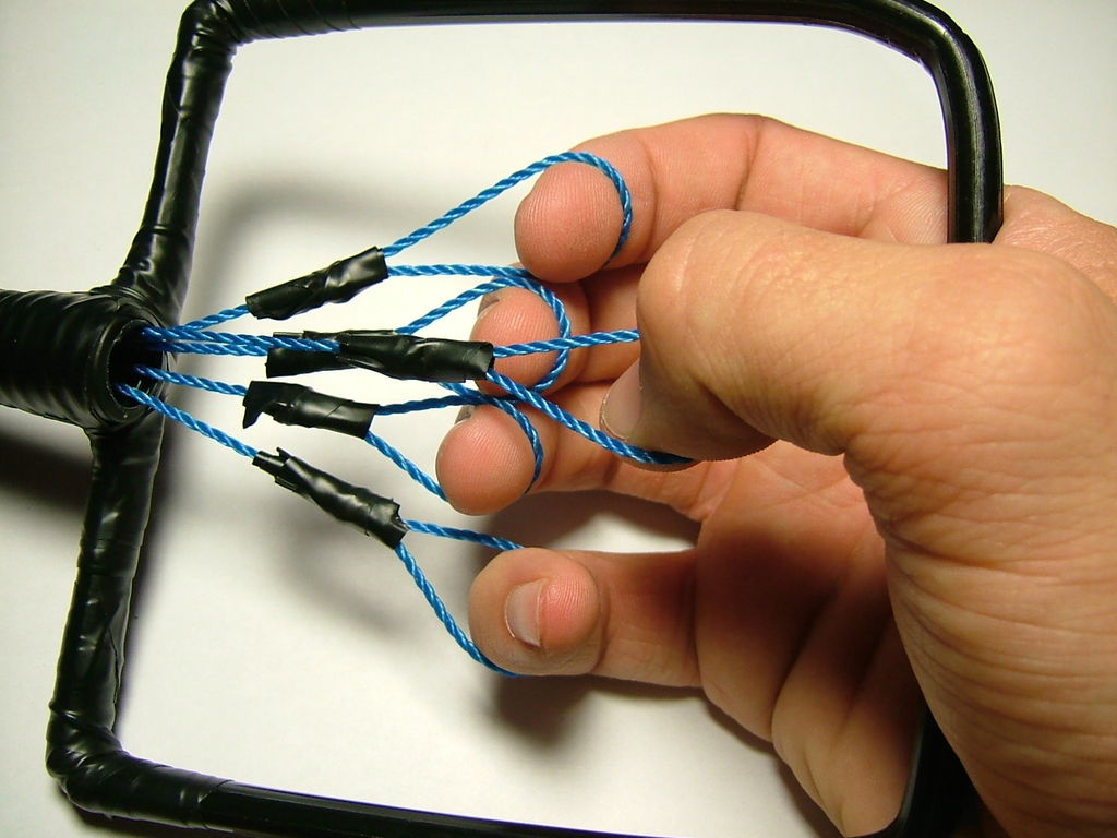 Step by Step Instructions ! Make a Robotic Hand at Home