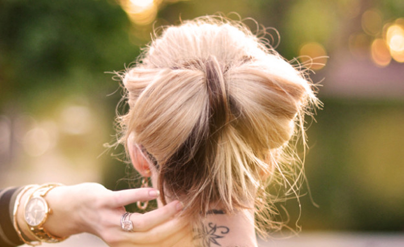 Holiday Hair Bow Tutorial Holiday Hair Bow Tutorial