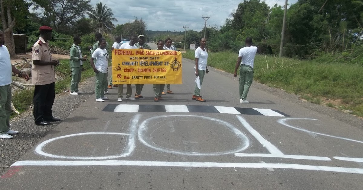 NYSC Road safety club on road block My Blog