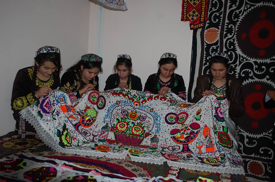 раиси н рашт. раштский район таджикистан. нохияи деваштич таджикистан. обу хаво рашт. пагода душанбе гарм.