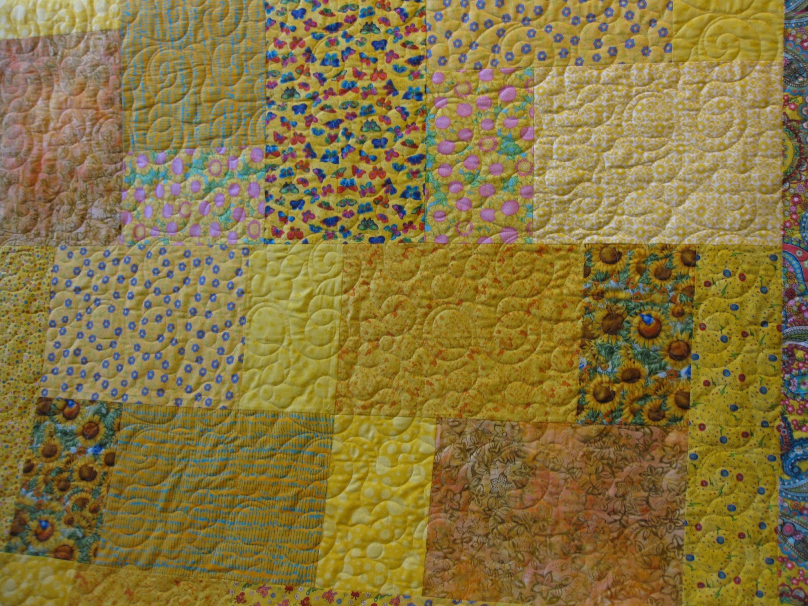 Millie's Quilting Lots of pretty quilts